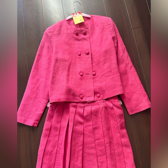 Women Suit (summer style) - Picture 1 of 9